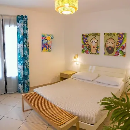 Cozy House تْشيفالو