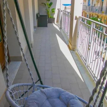 Cozy House Apartment *